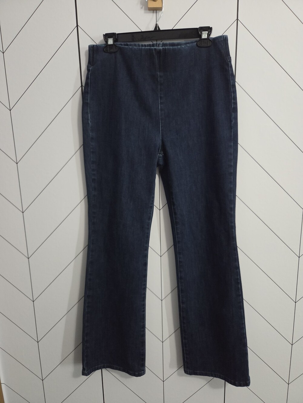 Soft Surroundings Ultimate Denim Pull-On Bootcut Jeans Dark Wash, Size Medium